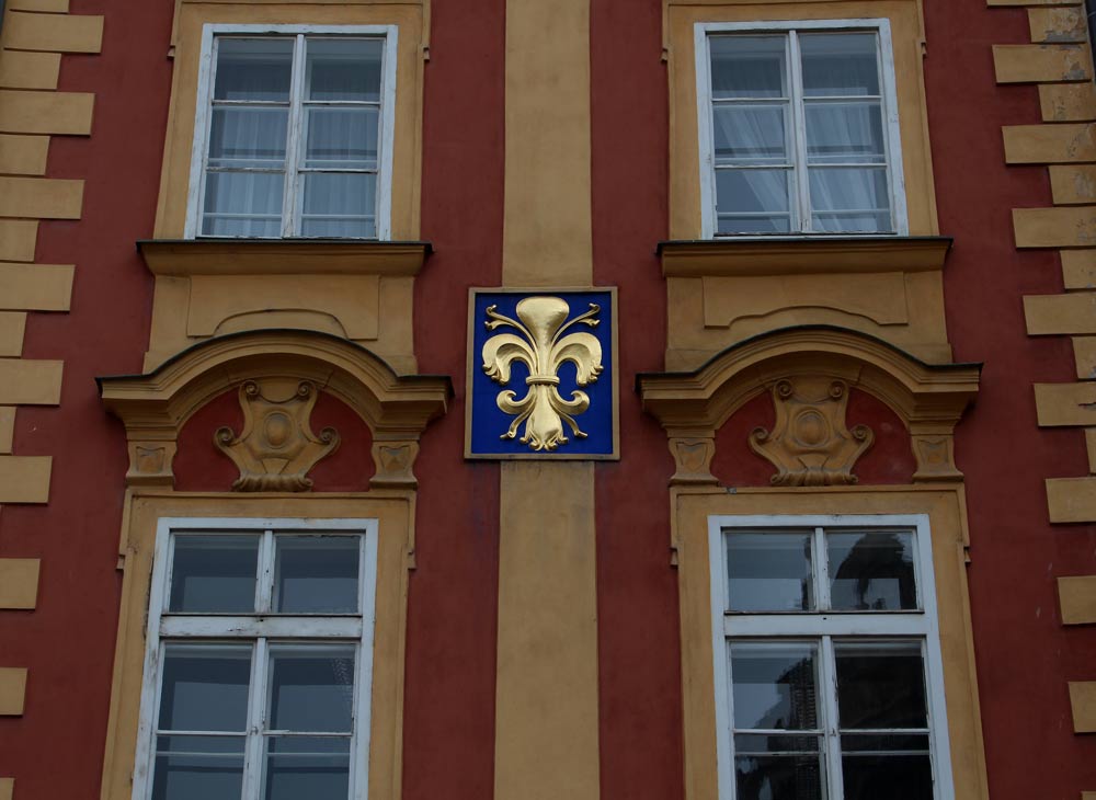 prague-lilly-feature